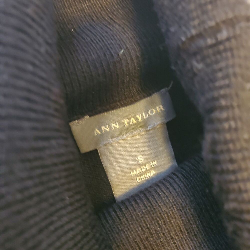 Ann Taylor Merino Wool Sz S Black Turtle Neck Sweater Victorian Sleeve - Picture 5 of 7